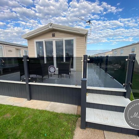 Meadow View 171 - Golden Palm - Central Heating, Wifi, Pet Friendly, Bed Linen - Meadow Lakes Caravan & Lodge Hire 查珀尔圣伦纳兹 外观 照片